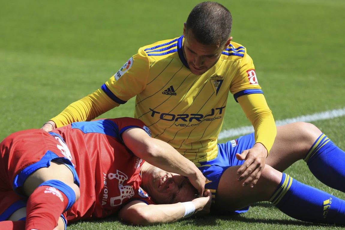 FOTOS: Las imágenes del partido Cádiz - Numancia