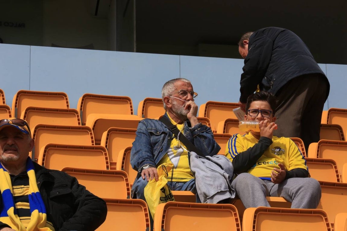 FOTOS: Búscate en las gradas de Carranza