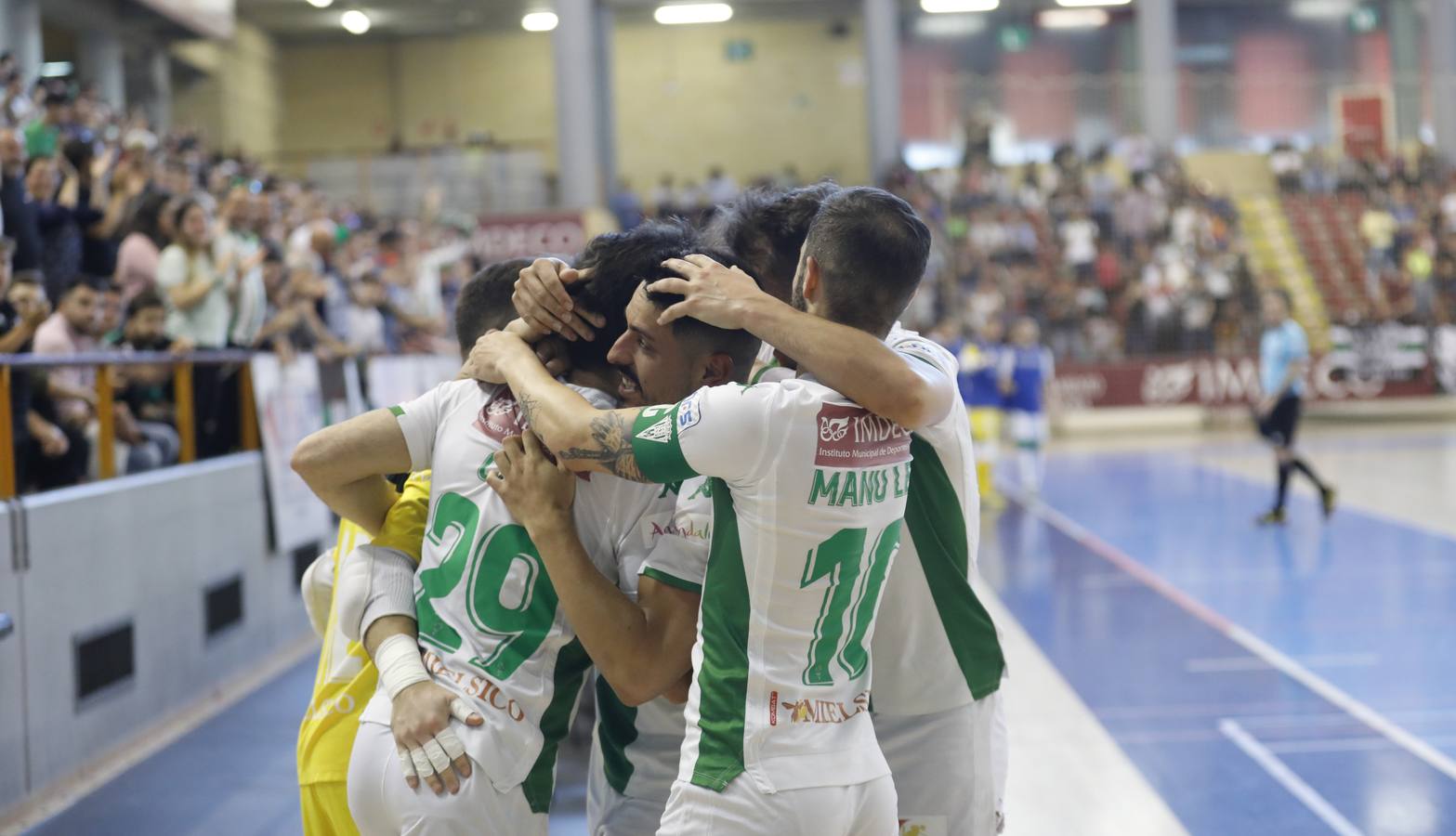 La alegría del Córdoba Futsal por el play-off, en imágenes