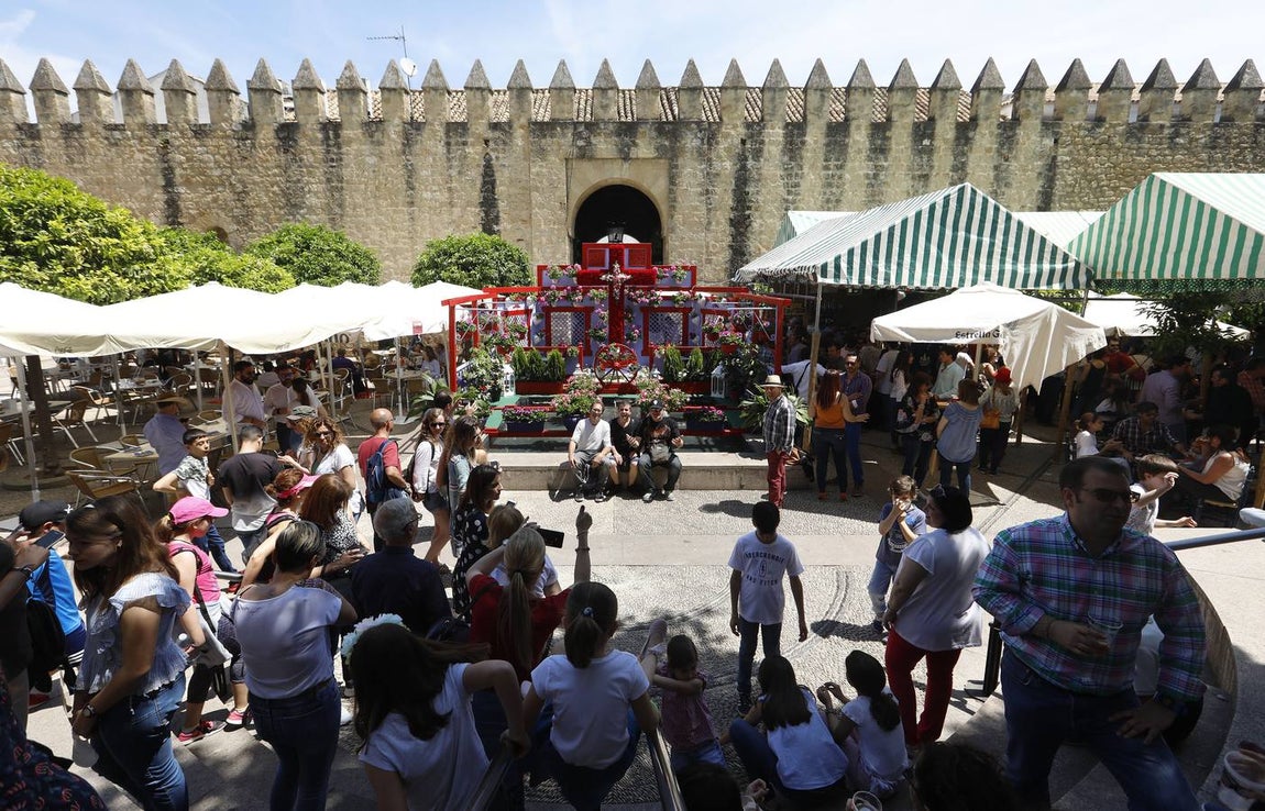 El primer día de Cruces de Mayo de Córdoba 2019, en imágenes