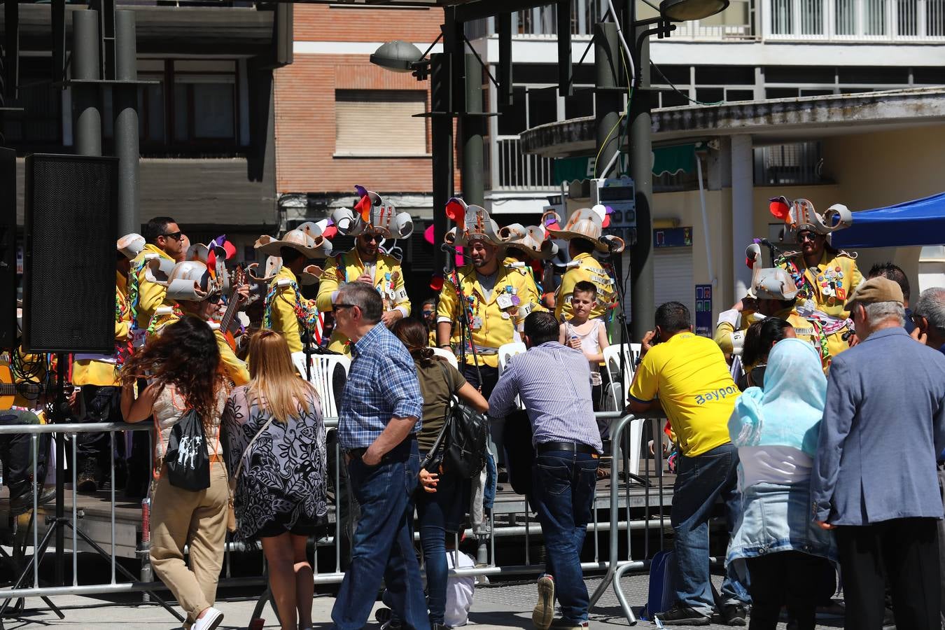 Batalla de coplas o carnaval en bañador