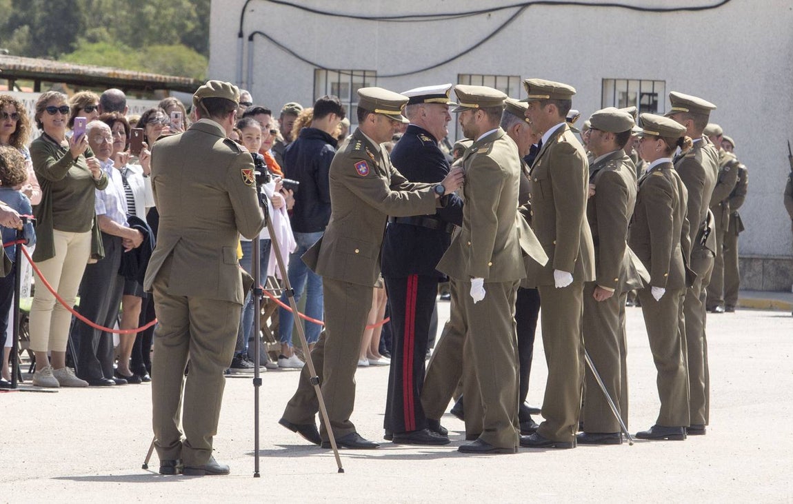 Conmemoración del 2 de mayo en el RACTA-4