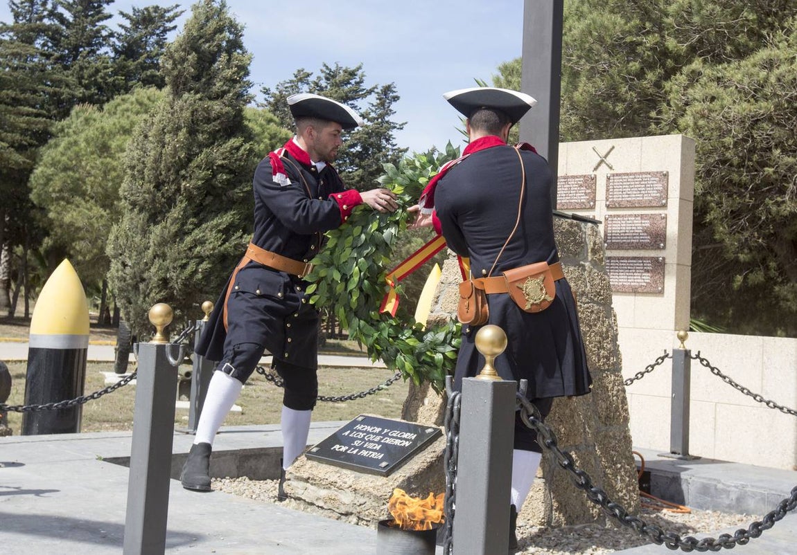 Conmemoración del 2 de mayo en el RACTA-4