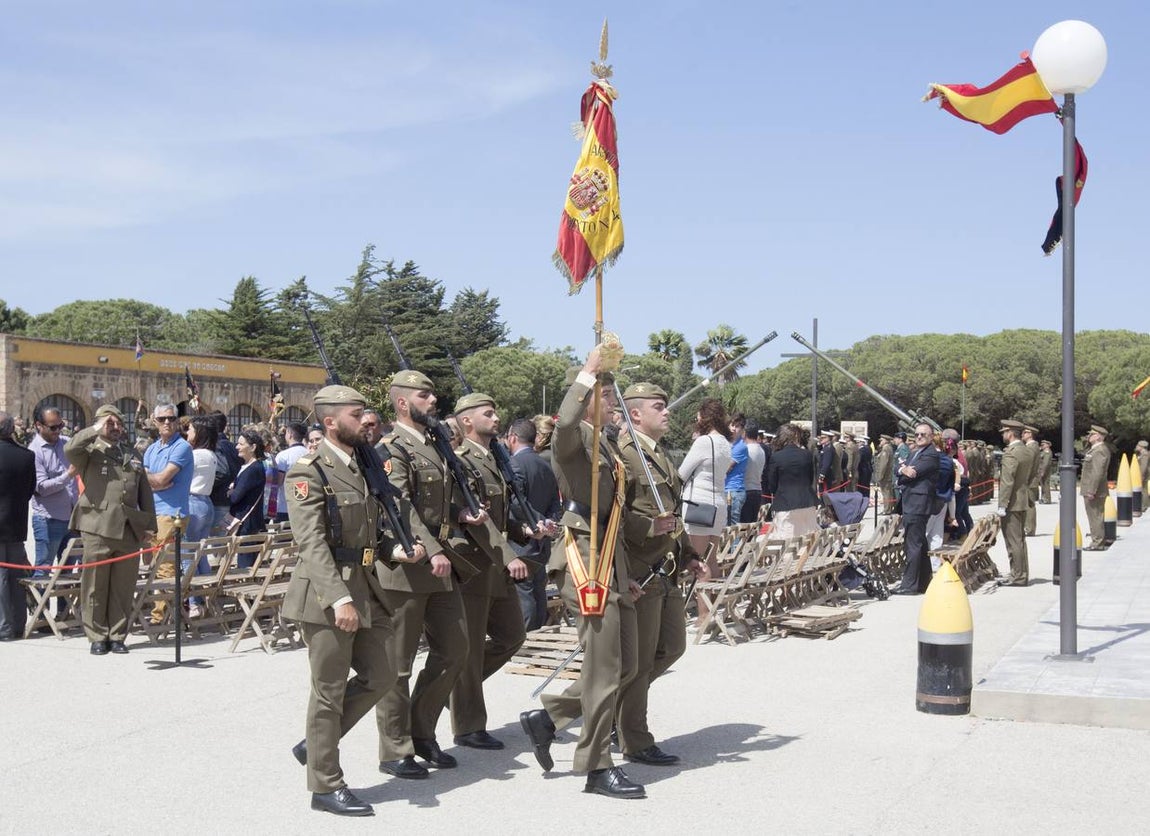 Conmemoración del 2 de mayo en el RACTA-4