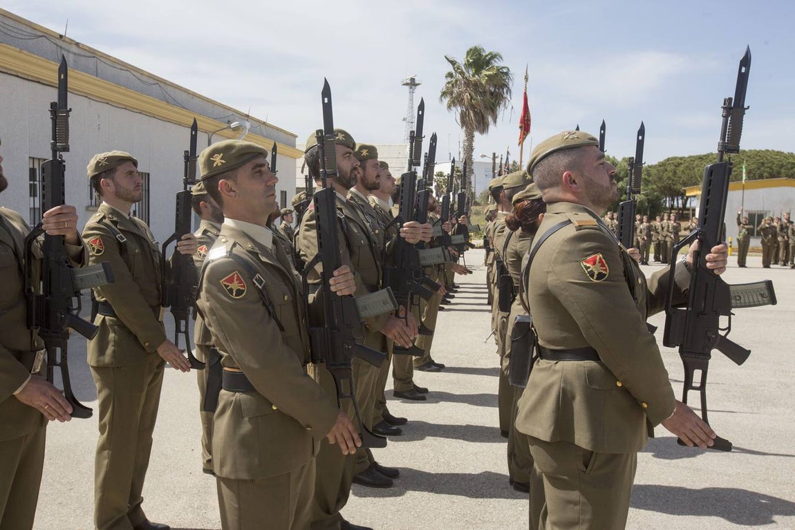 Conmemoración del 2 de mayo en el RACTA-4