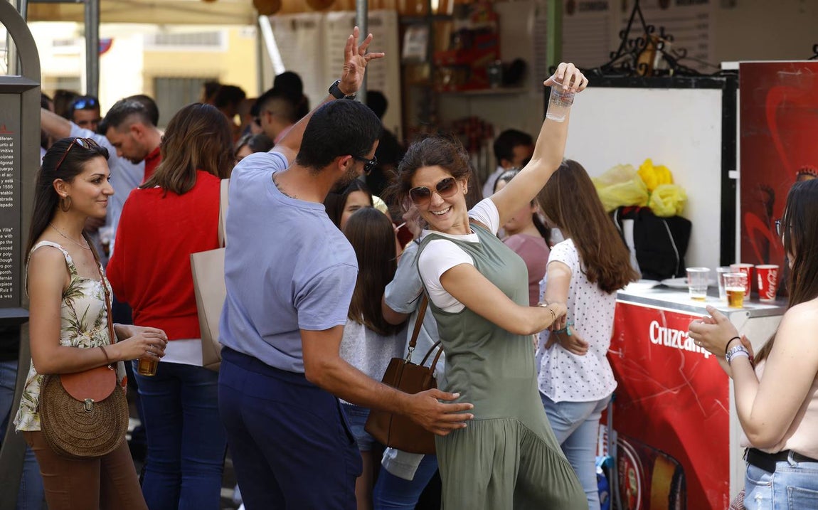 El viernes en las Cruces de Mayo de Córdoba, en imágenes