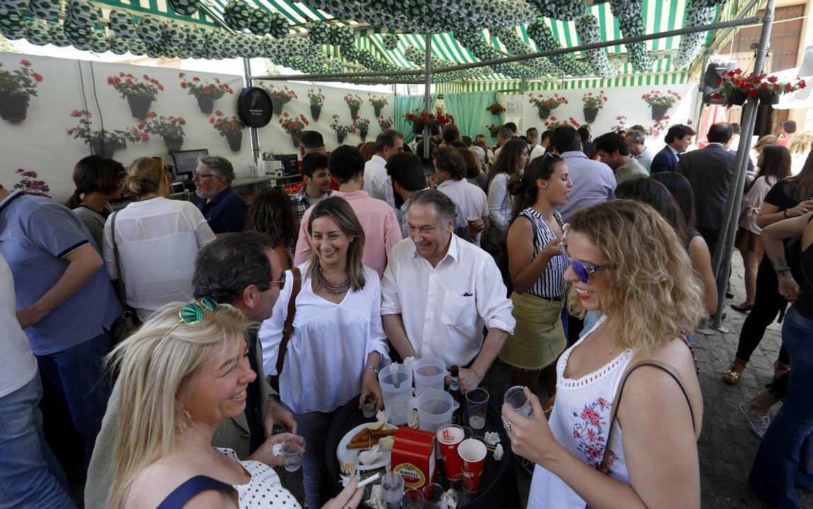 El viernes en las Cruces de Mayo de Córdoba, en imágenes