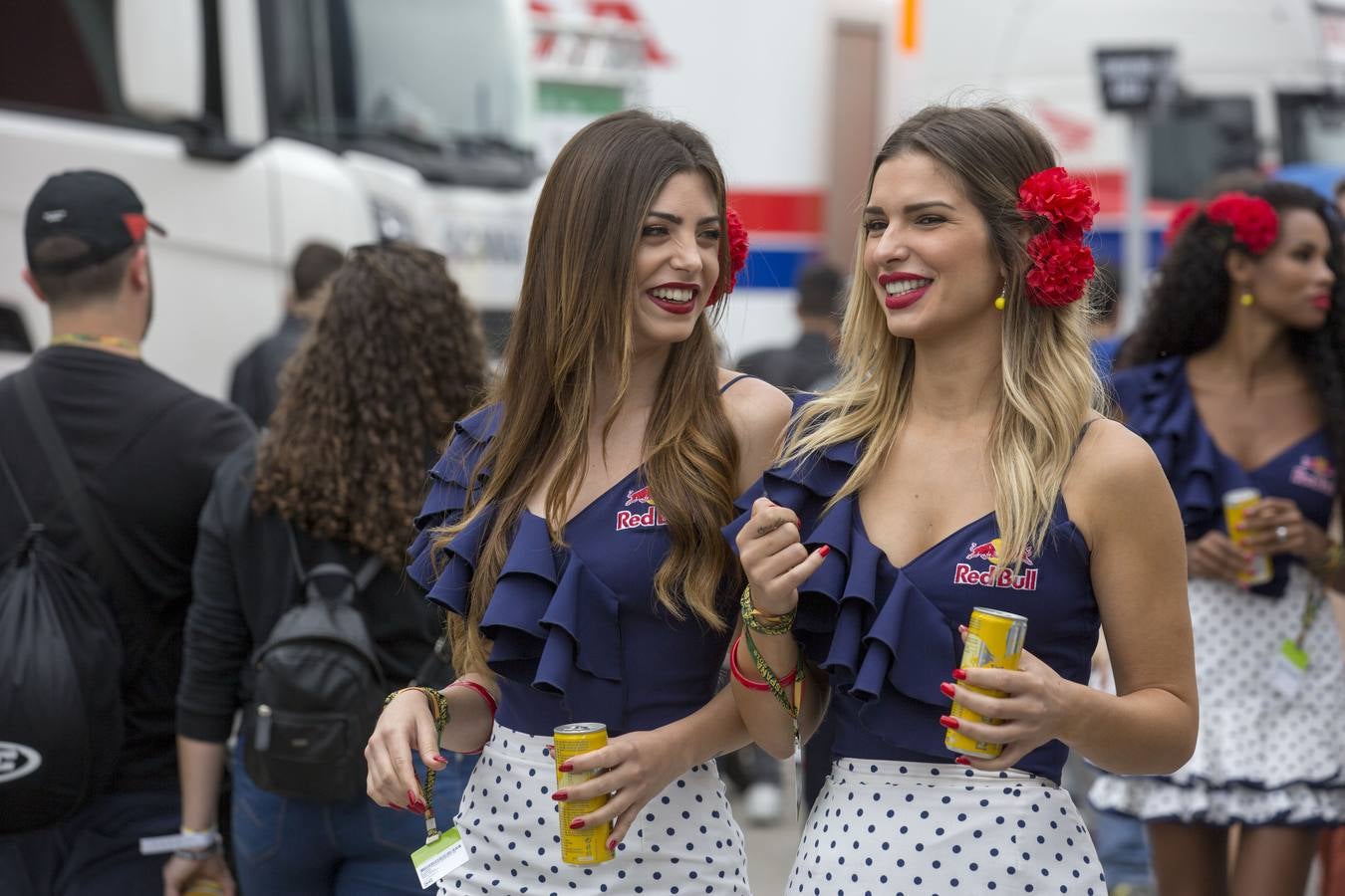 (FOTOS) La vida en el Circuito: motos y gente guapa