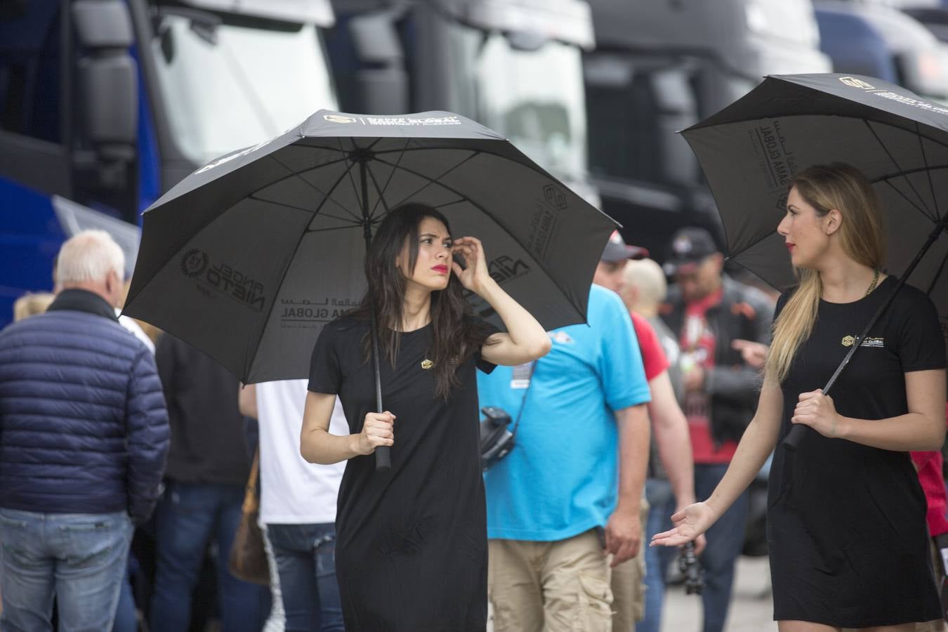 (FOTOS) La vida en el Circuito: motos y gente guapa