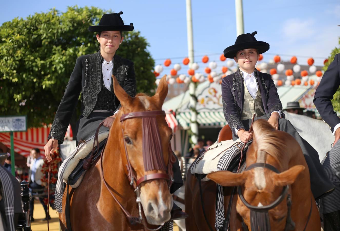 Delia Muela Álvarez y Macarena Cañaveral Álvarez