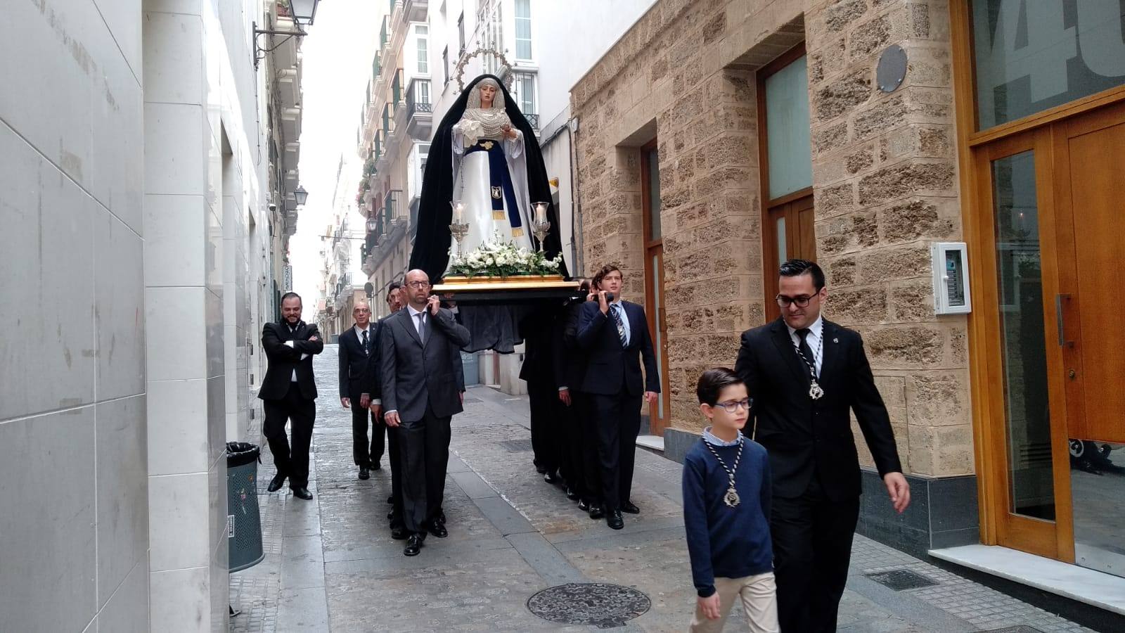 Visita de la Virgen de Desamparados a la Casa Oviedo