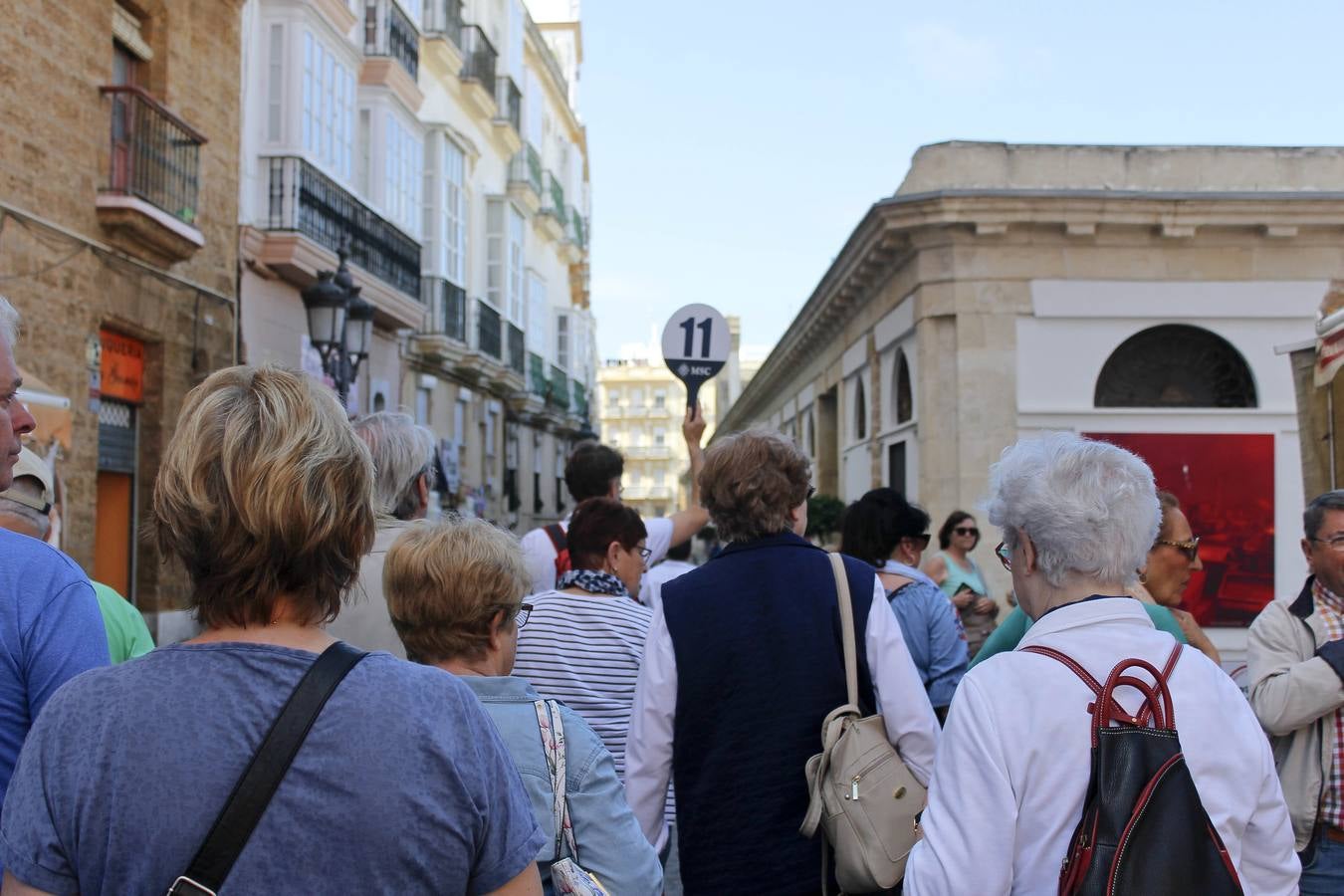 FOTOS: Miles de cruceristas llegan el puerto de Cádiz