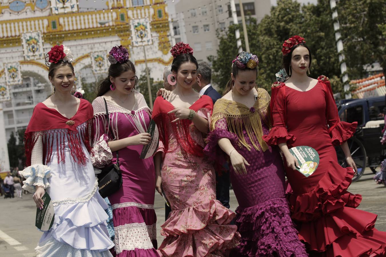 Galería: Jueves, un día perfecto para disfrutar de la Feria de Abril de Sevilla 2019