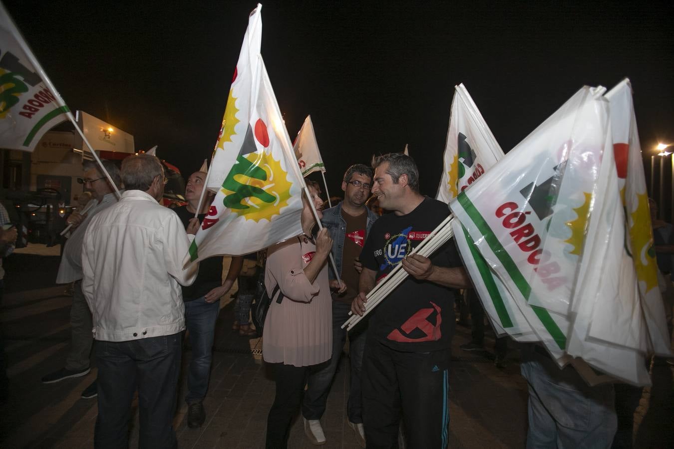 El inicio de la campaña de IU en Córdoba, en imágenes