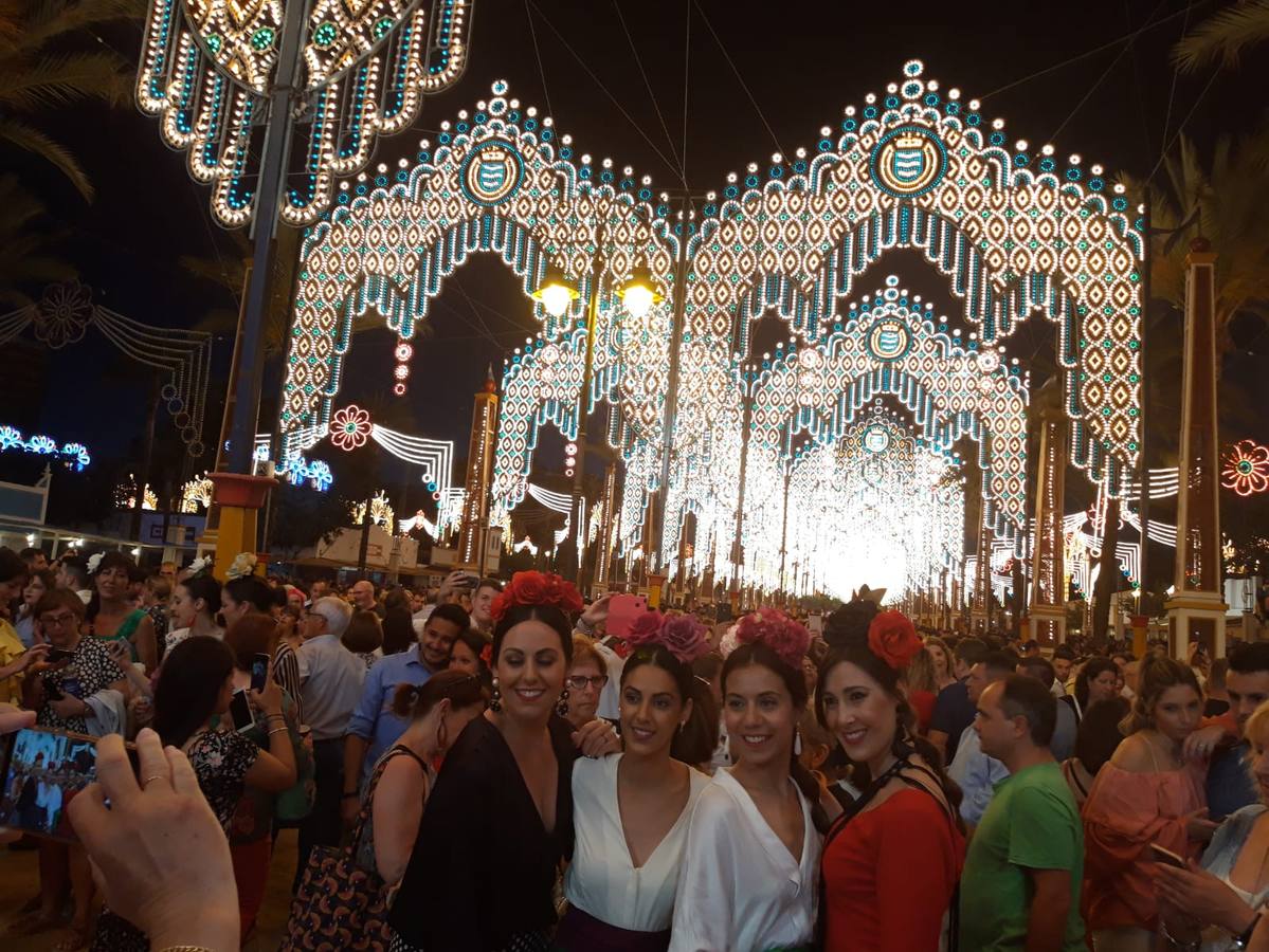 FOTOS: Alumbrado y primer día en la Feria de Jerez 2019