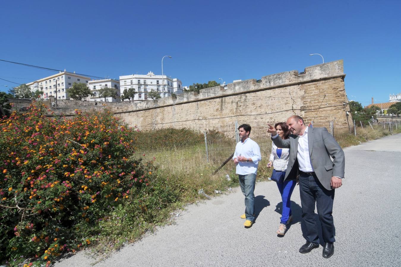 FOTOS: Juancho Ortiz aborda una nueva propuesta en su campaña &#039;Cádiz merece más&#039;