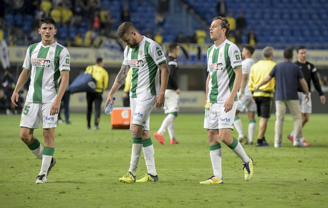 Las lágrimas por el descenso del Córdoba CF, en imágenes