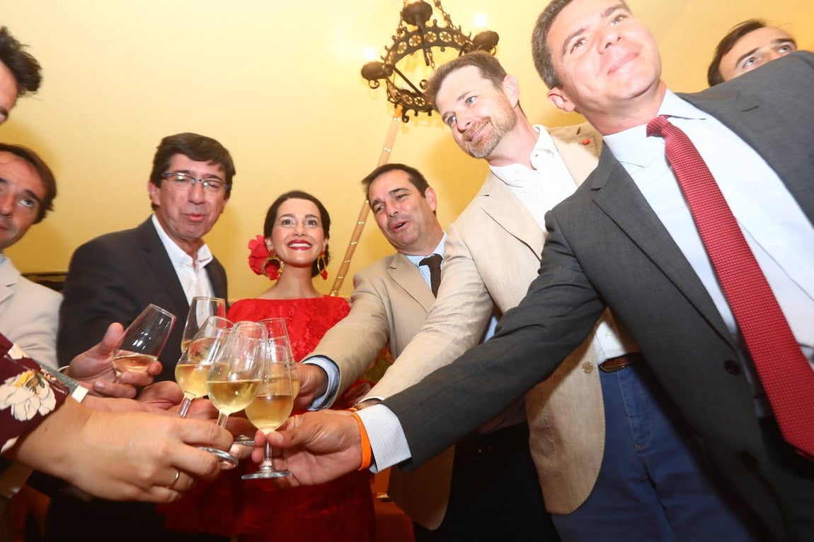 FOTOS: Inés Arrimadas, Juan Marín y Carlos Pérez en la Feria de Jerez