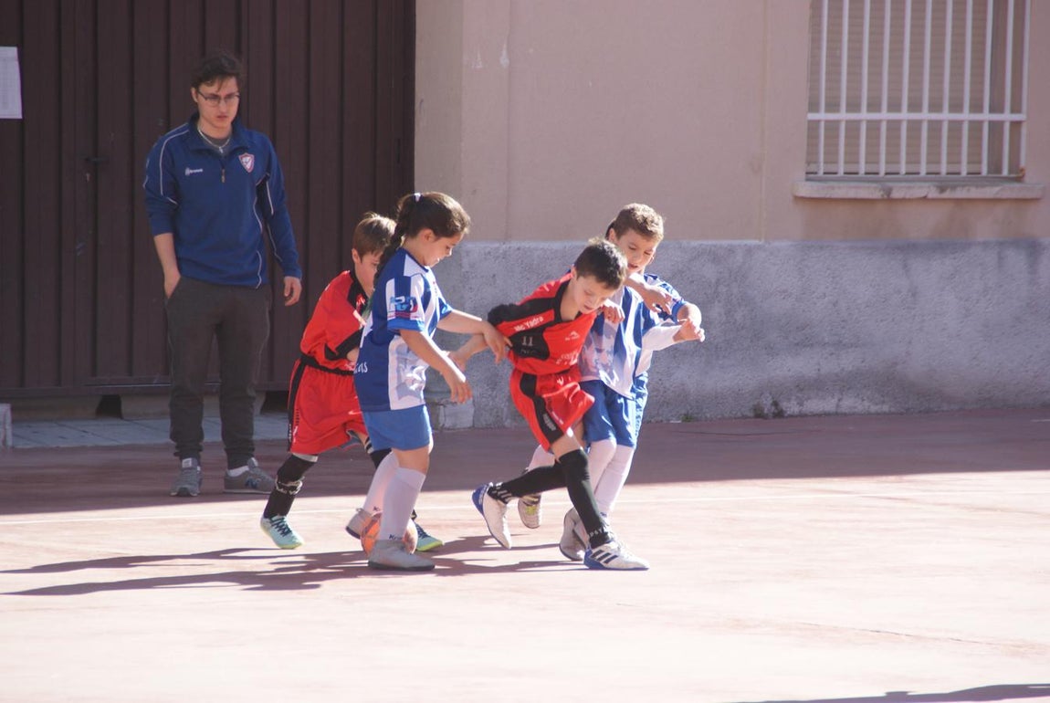 Las mejores imágenes del encuentro de futsal entre Ciudad de los muchachos y Sta. Fca. Javier Cabrini B