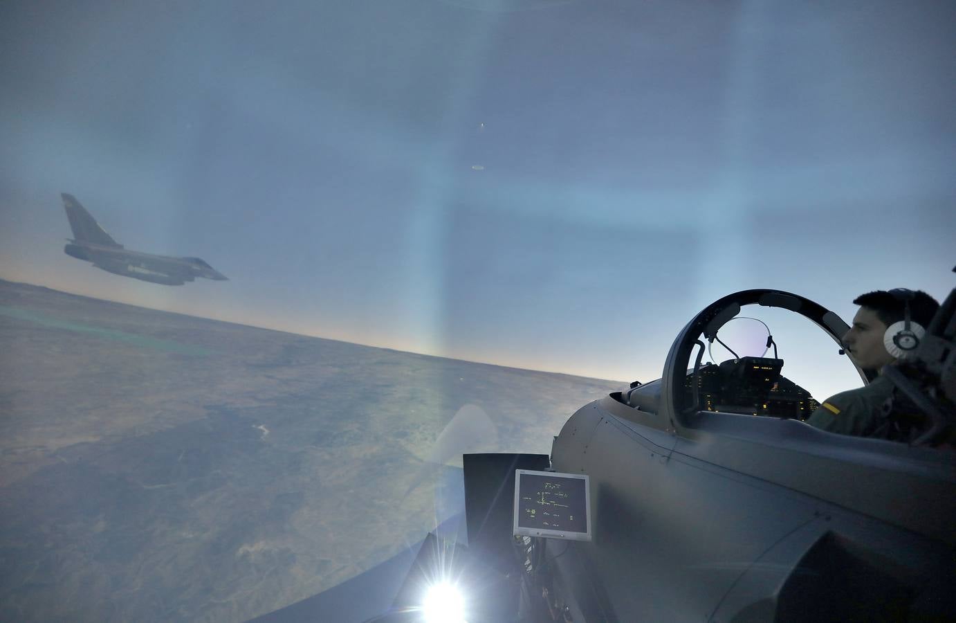 El interior de la Base Aérea de Morón de la Frontera, en imágenes