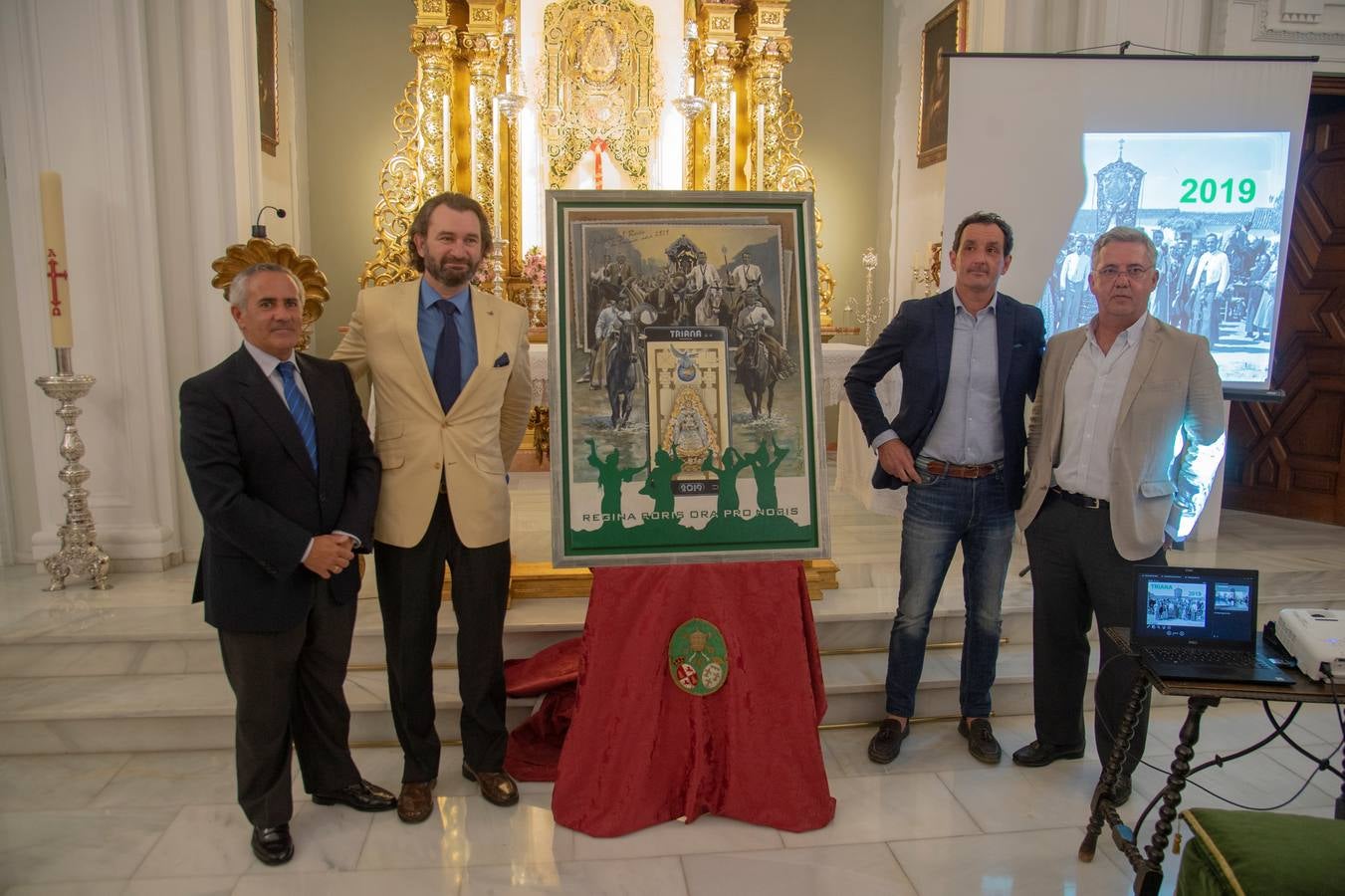 Galería de la presentación del cartel del Rocío de Triana