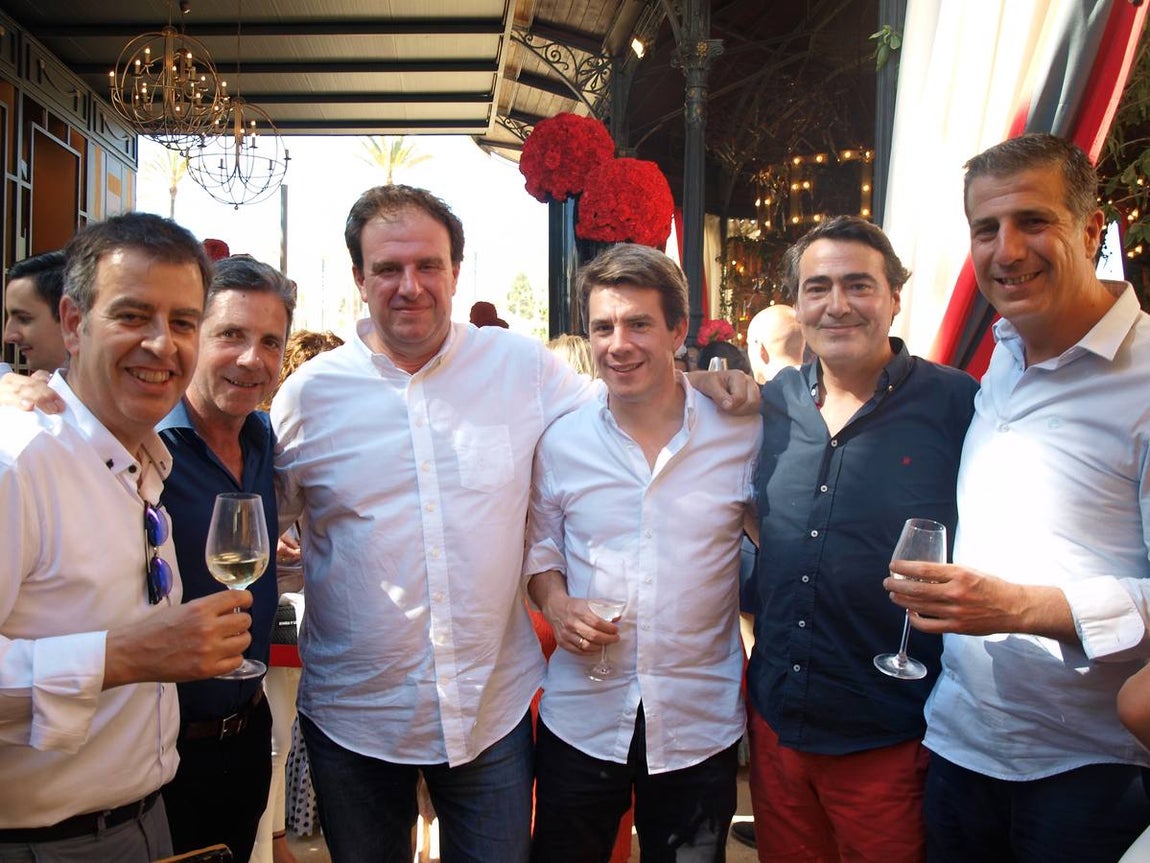 Los vascos Íñigo Aldasoro, Alberto Rui Wamba, Isidro Sierra, Alonso Ávila, Juán Allué y Gonzalo Susaeta.