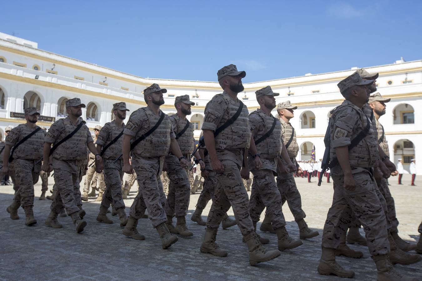 El TEAR despide a la la Fuerza Expedicionaria de Infantería de Marina para Mali