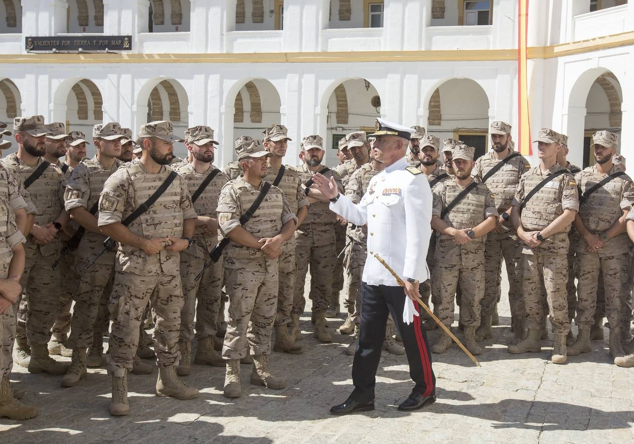 El TEAR despide a la la Fuerza Expedicionaria de Infantería de Marina para Mali