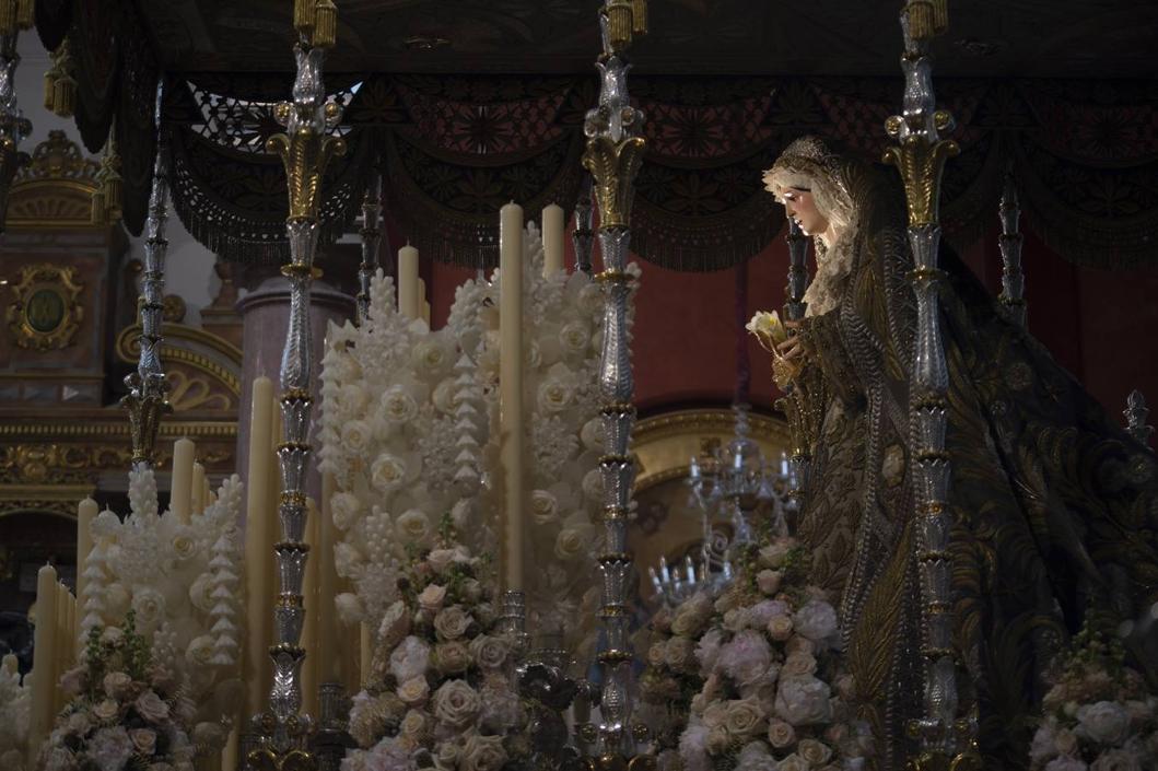 Galería de la Virgen de los Ángeles en paso de palio