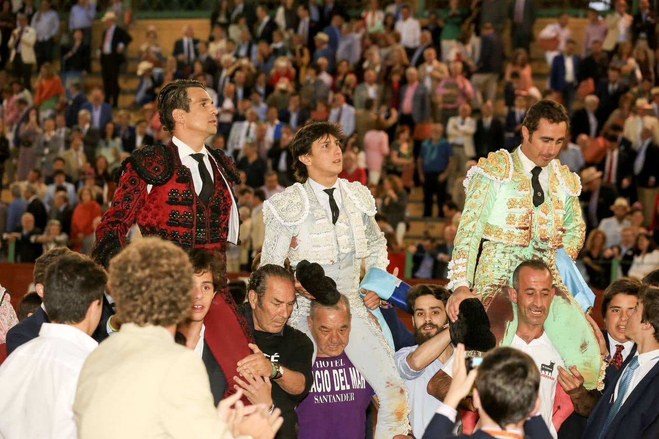 FOTOS: El Fandi, Manzanares y Roca Rey en la Feria de Jerez 2019