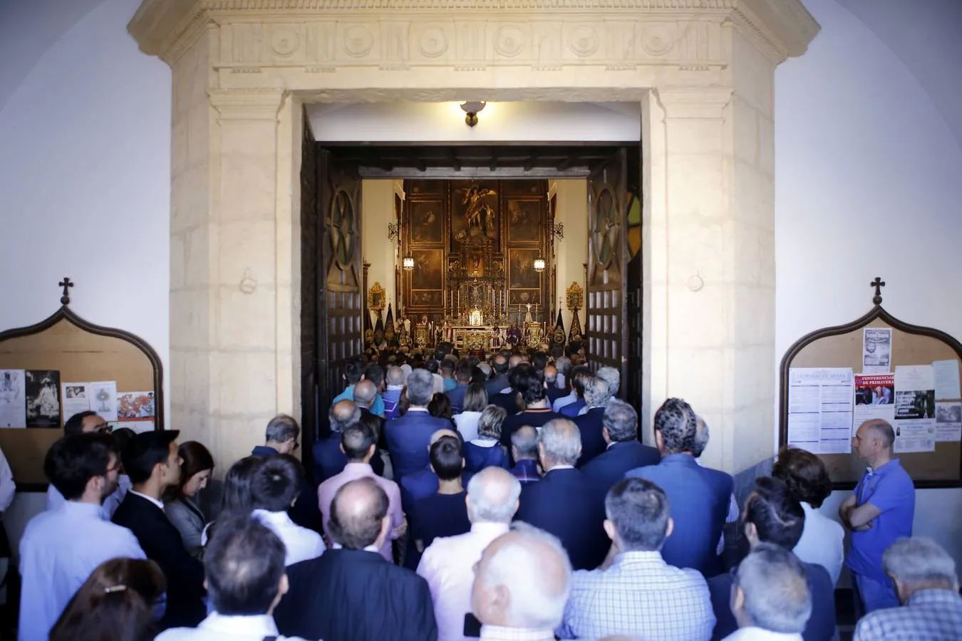 El funeral de Fray Ricardo de Córdoba, en imágenes
