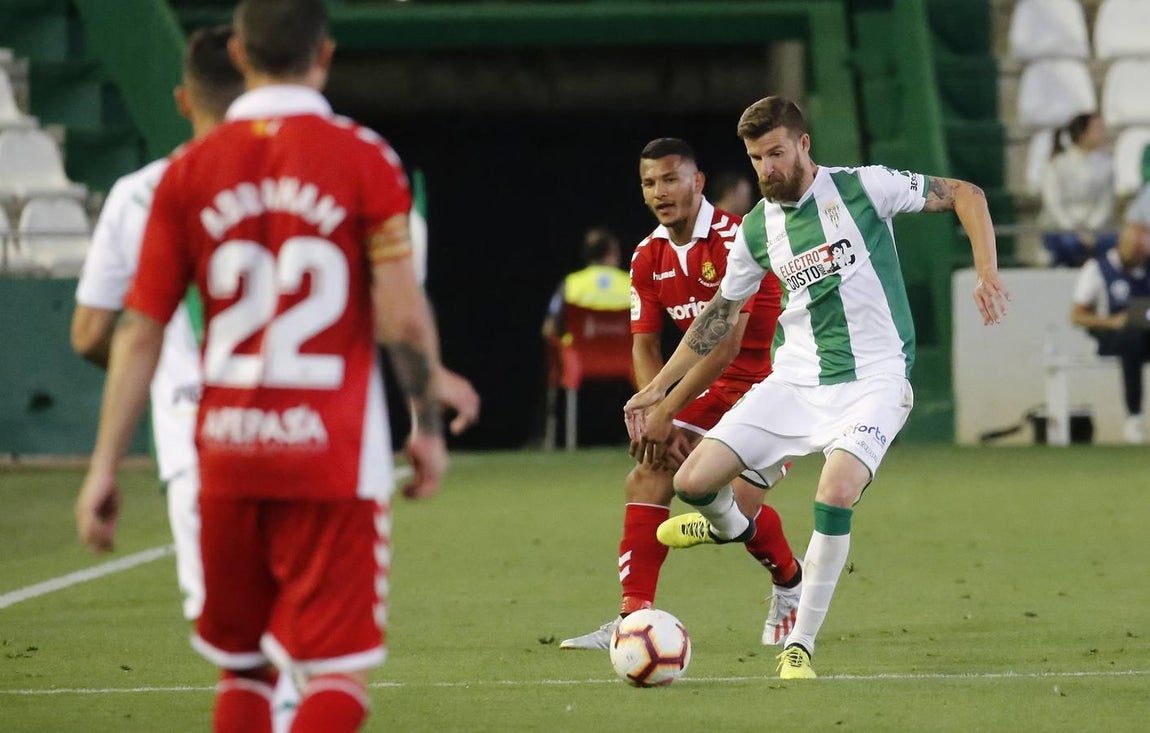 El partido del Córdoba CF-Nástic, en imágenes