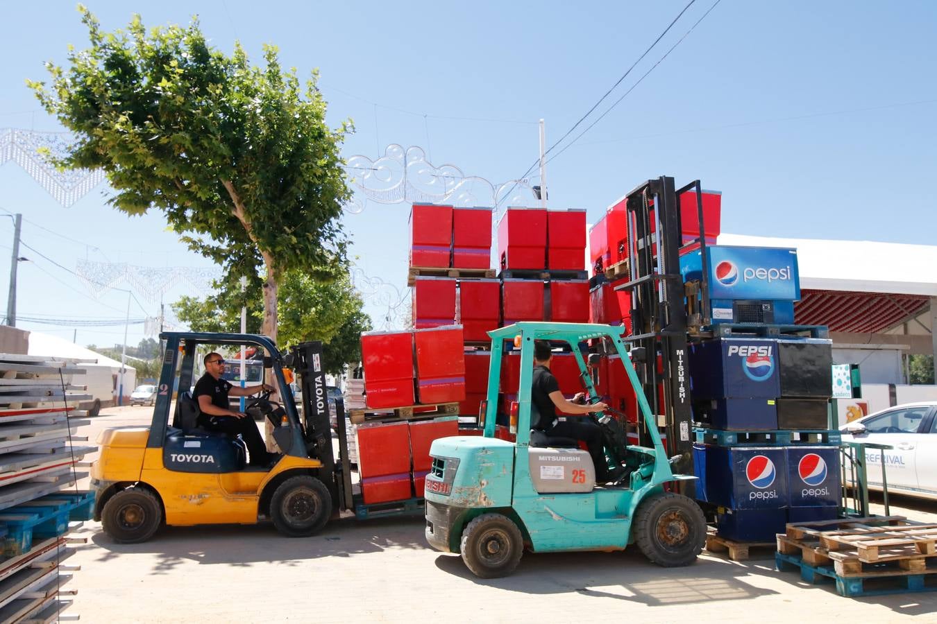 Los preparativos de la Feria de Córdoba, en imágenes