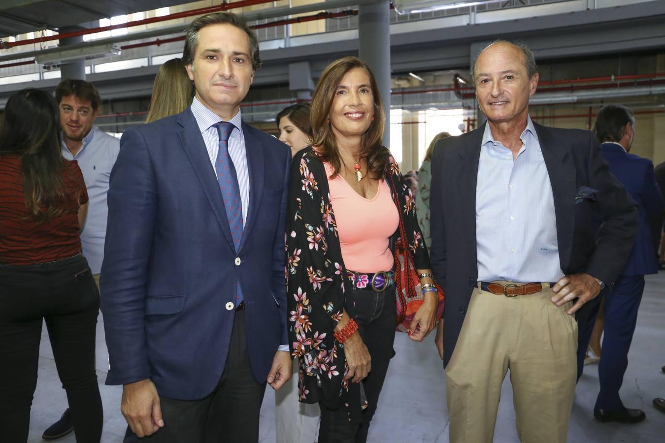 Antonio Muñoz, Marta Ochoa y Carlos Otaola