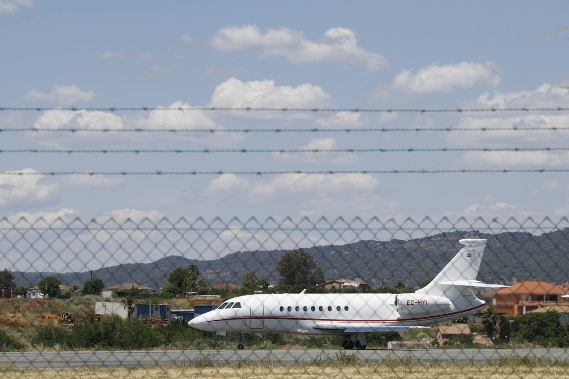 El paso por Córdoba en Falcon de Pedro Sánchez, en imágenes