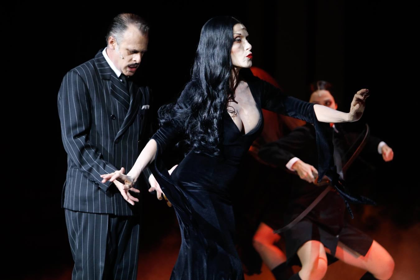 El musical «La familia Addams» llega al Gran Teatro de Córdoba, en imágenes