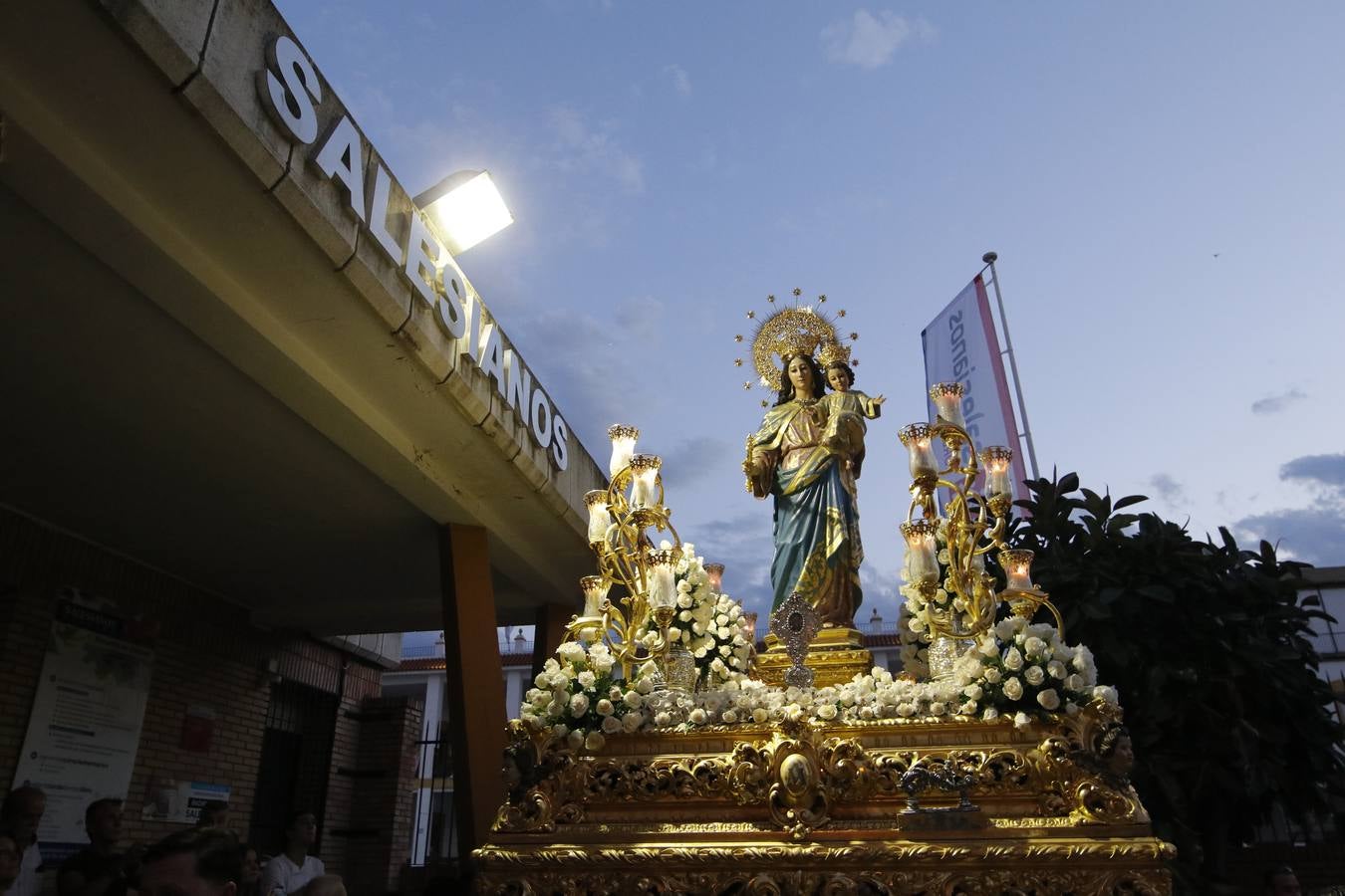 La procesión de María Auxiliadora de Córdoba, en imágenes