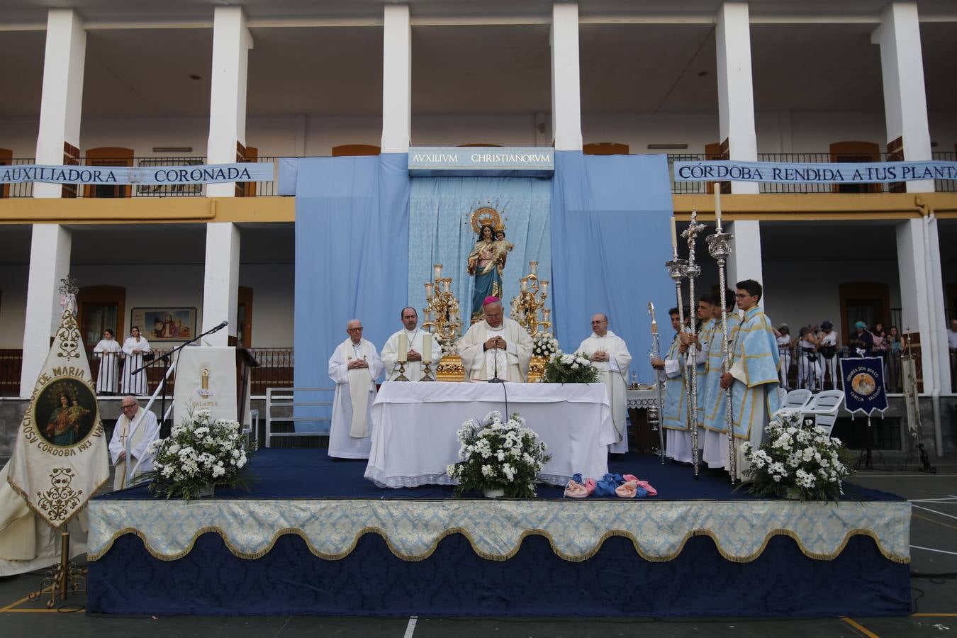 La procesión de María Auxiliadora de Córdoba, en imágenes