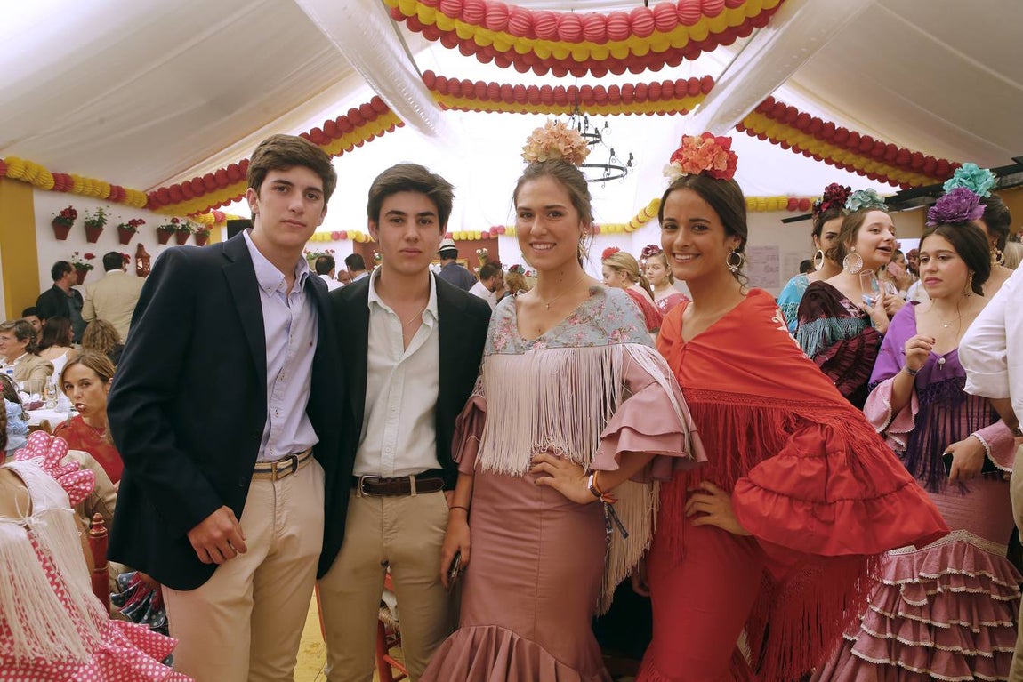 El ambiente de las casetas el sábado de la Feria, en imágenes