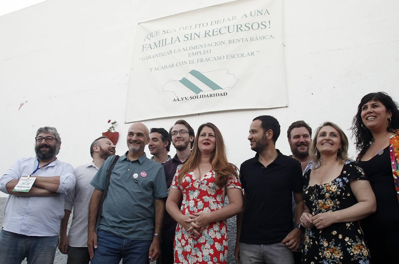 Adelante Sevilla pasa la noche electoral en el Polígono Sur