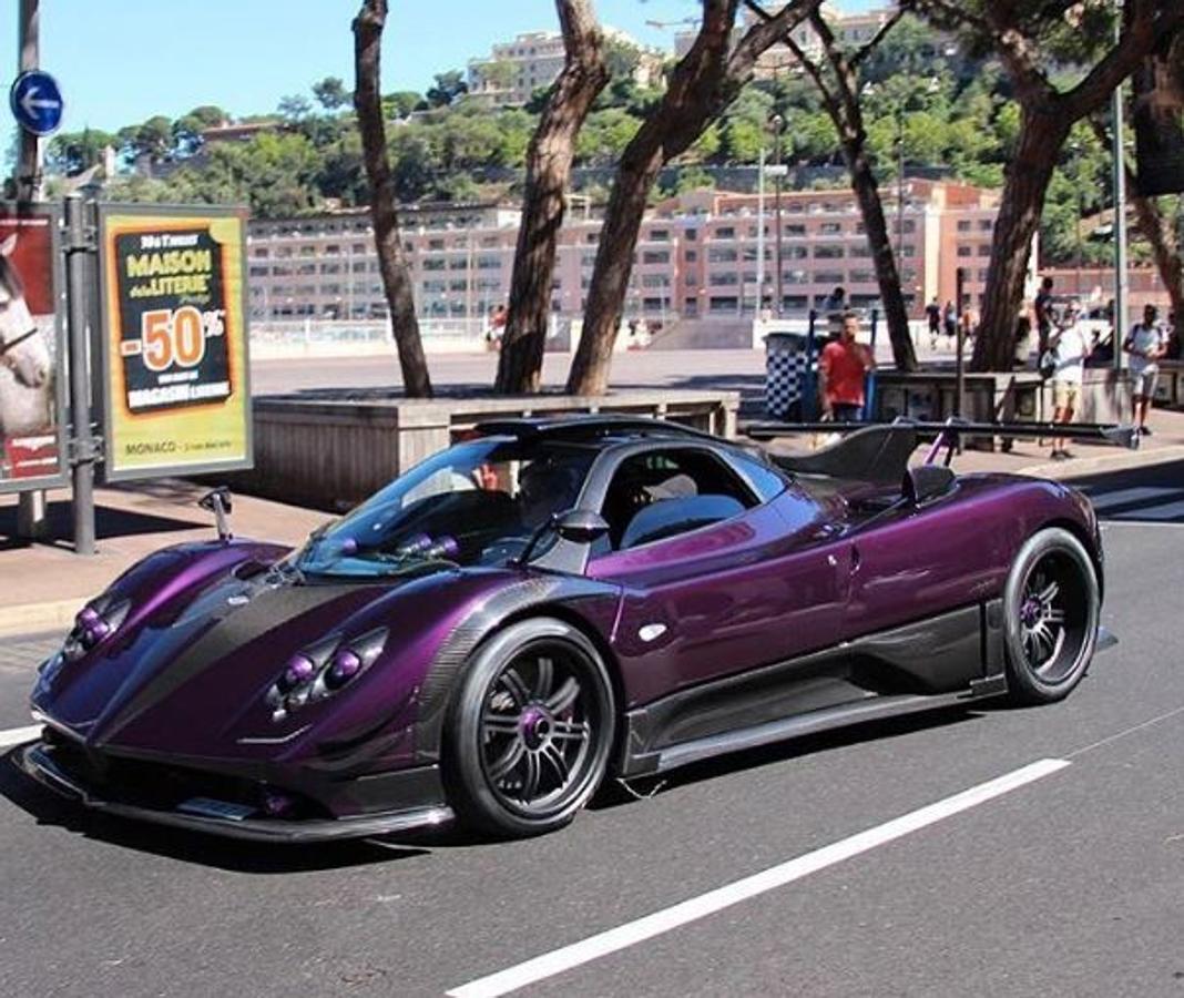 Pagani Zonda 760 LH. El fabricante de automóviles superdeportivos italiano creó esta pieza única exclusivamente para Lewis Hamilton