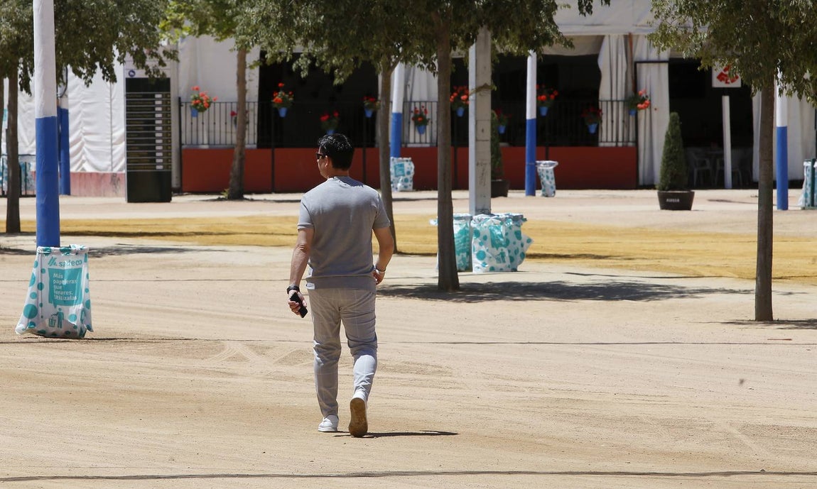 En imágenes, la jornada de los políticos en la Feria de Córdoba