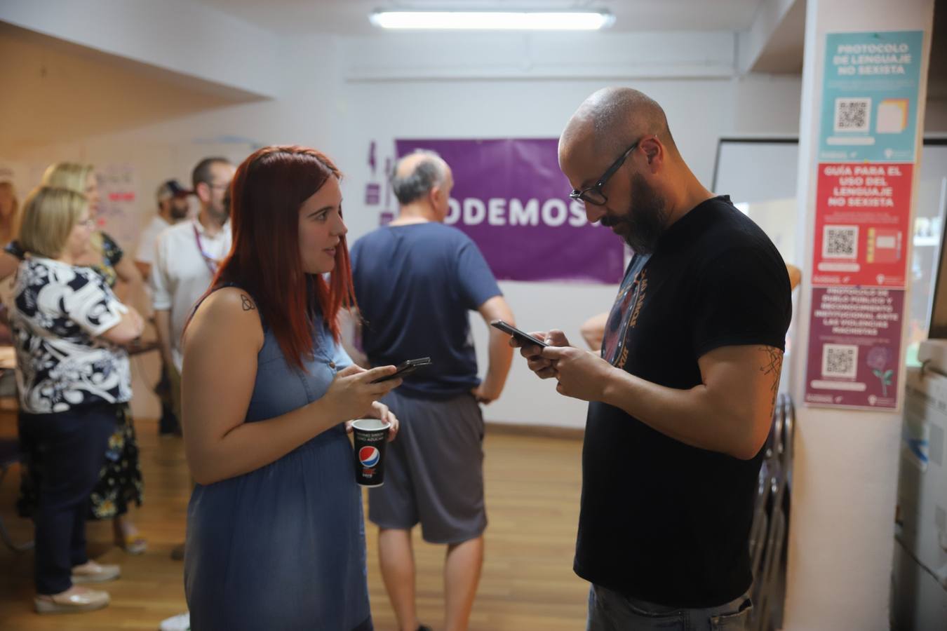La noche electoral de Podemos Córdoba, en imágenes