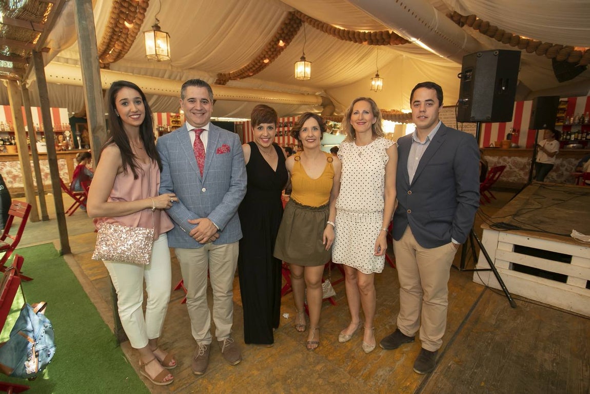 El ambiente del viernes en las casetas de la Feria de Córdoba, en imágenes
