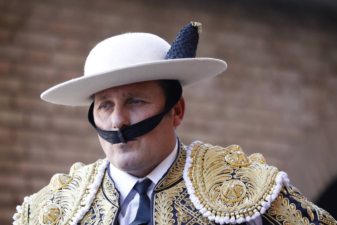 En imágenes, el festejo de Finito, Morante y Juli en la Feria de Córdoba