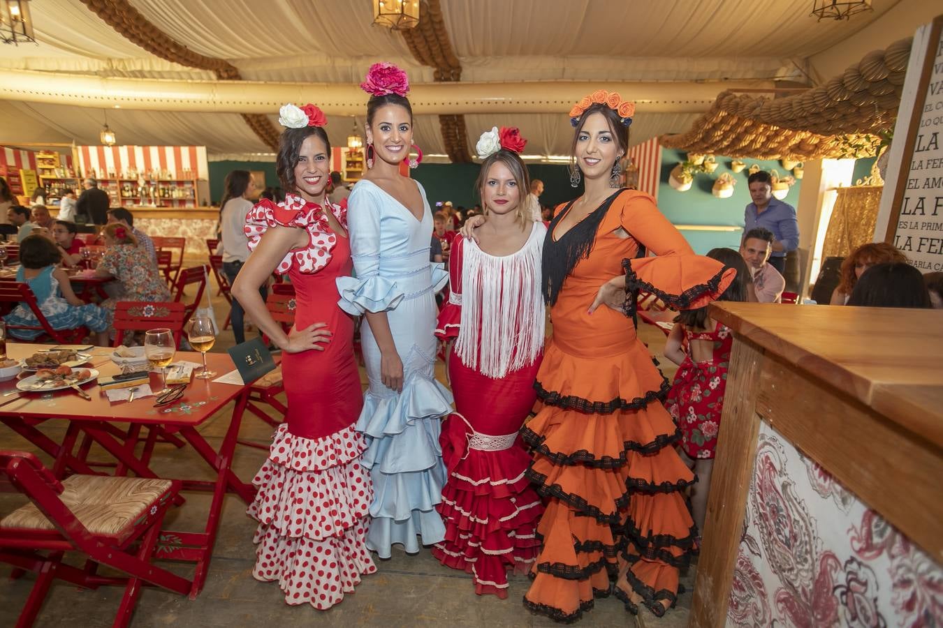 El ambiente en las casetas del último sábado de Feria de Córdoba, en imágenes