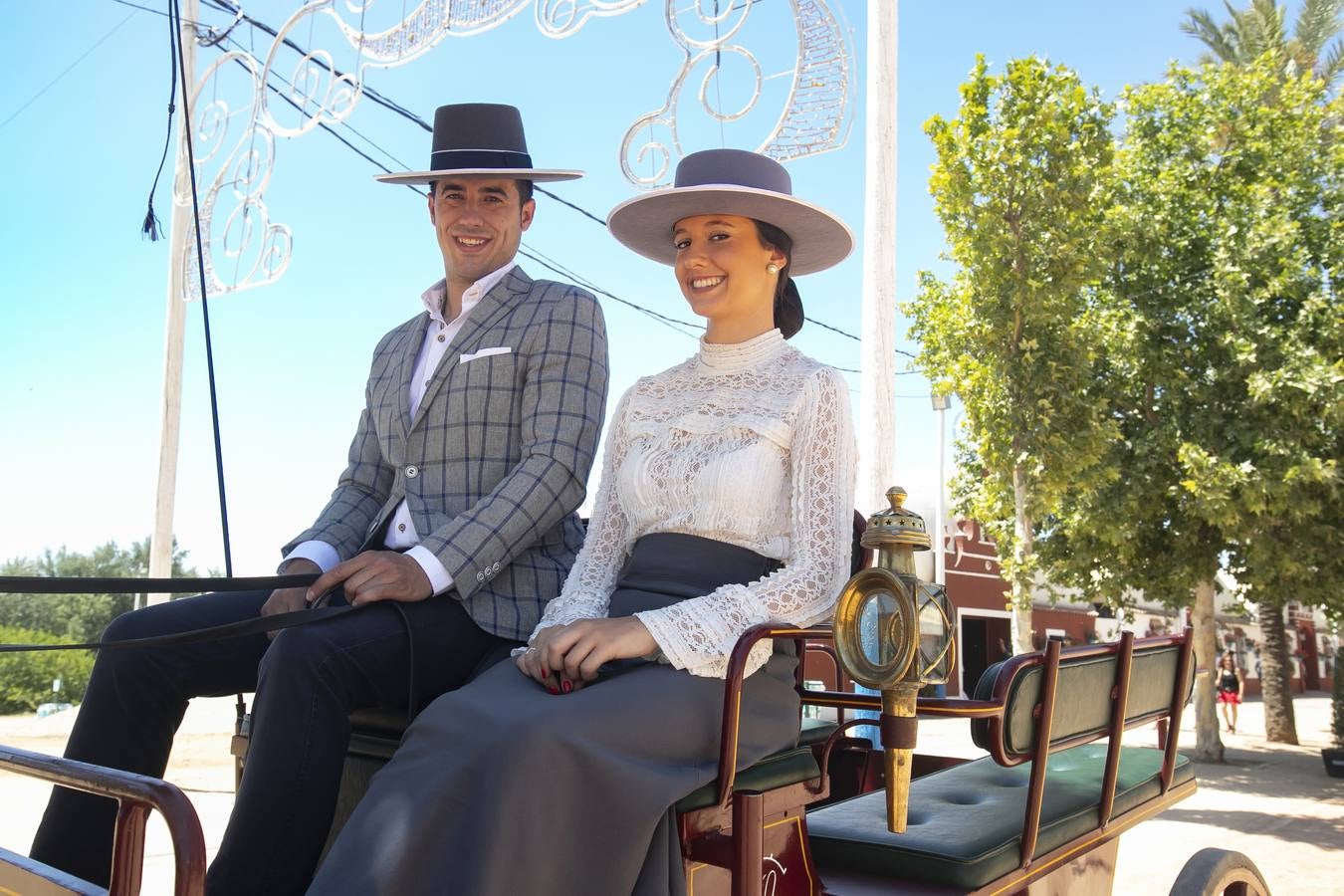 El ambiente en las casetas del último sábado de Feria de Córdoba, en imágenes