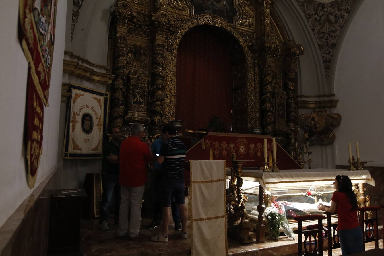 El roboen la iglesia de los Padres de Gracia, en imágenes