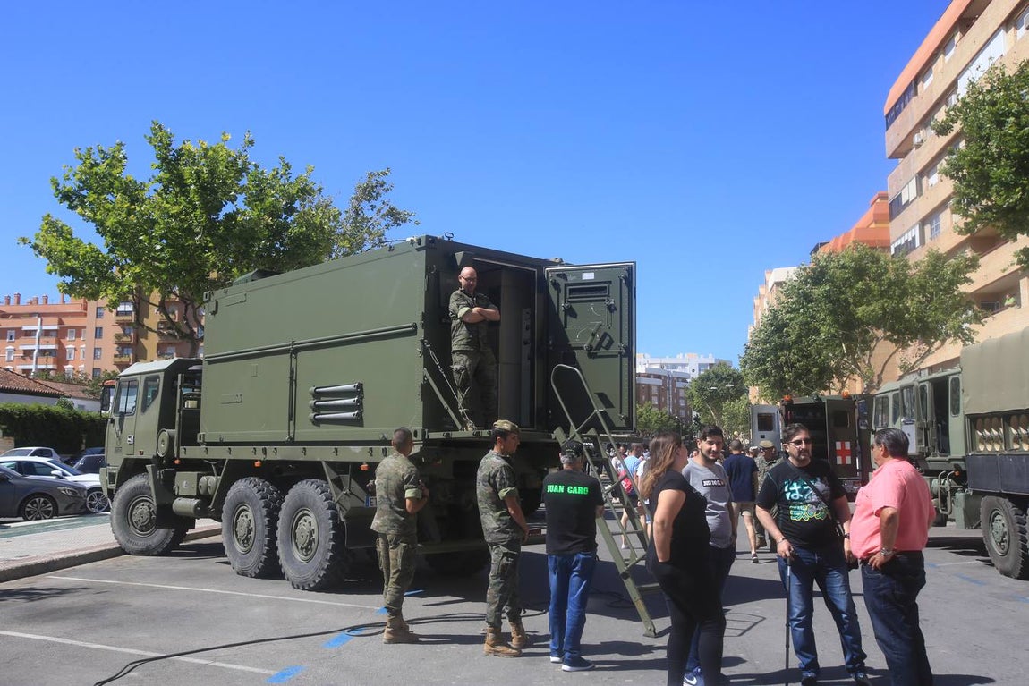 Fotos: Cádiz celebra el Día de las Fuerzas Armadas