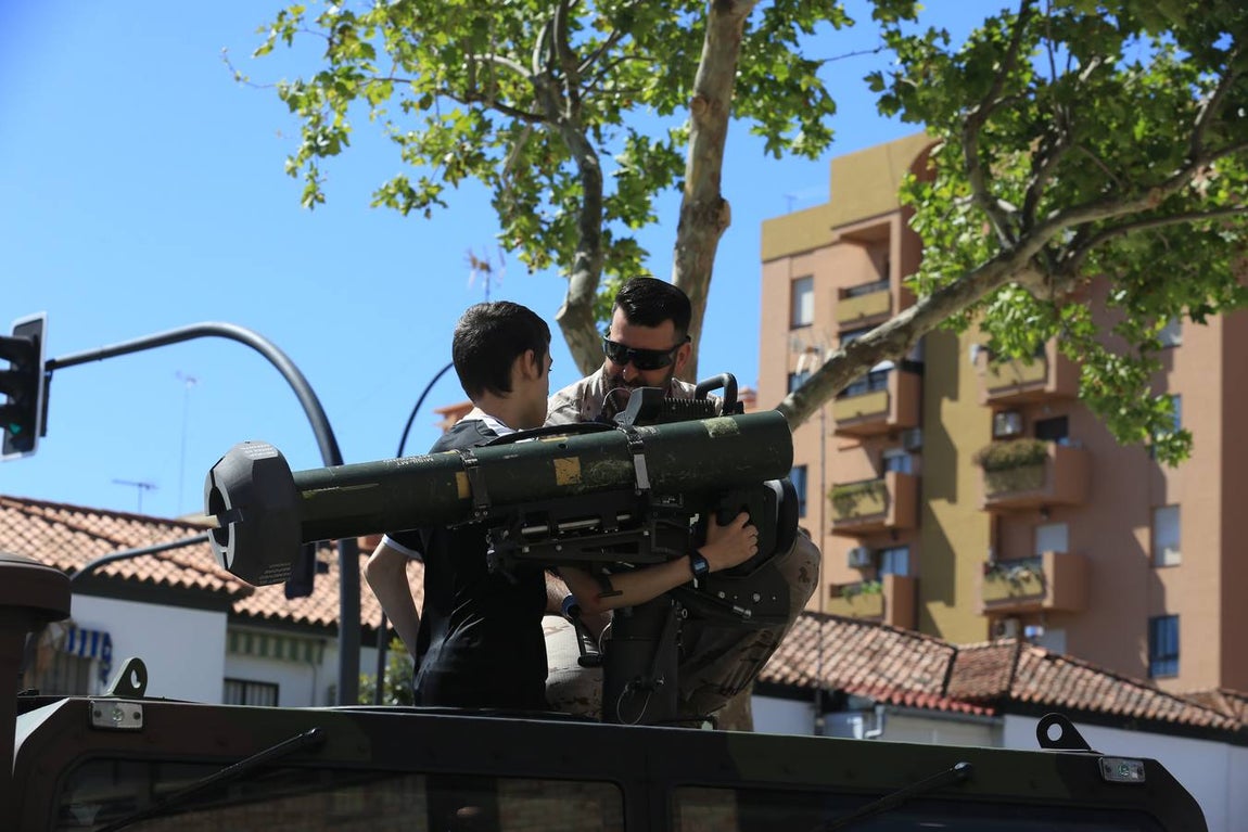 Fotos: Cádiz celebra el Día de las Fuerzas Armadas